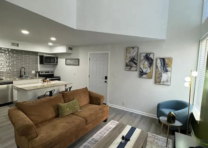 The Penthouse Dallas Luxe Gem 3Bed 2Bath